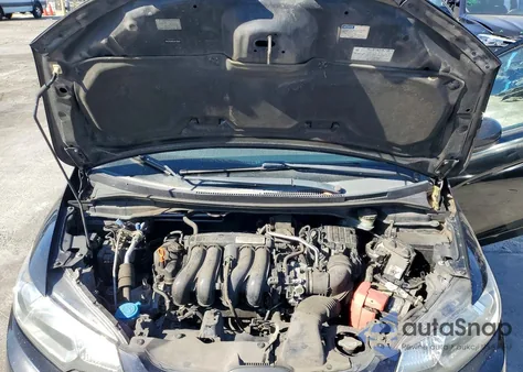 2015 Honda Fit Ex z USA, uszkodzony, nr VIN 3HGGK5H82FM705065